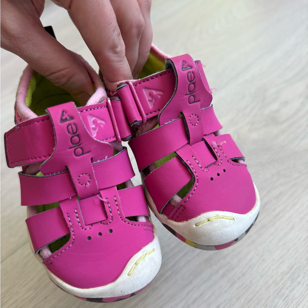 Plae Girl Toddler Pink Shoes Size 6.5